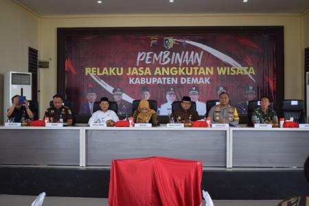 POLRES BERSAMA FORKOPINDA DEMAK EDUKAS