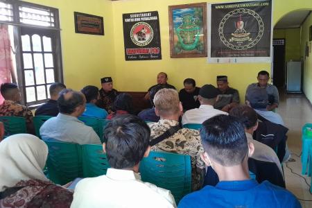 MEDIA SOROT NUSWANTORO GELAR PELAT
