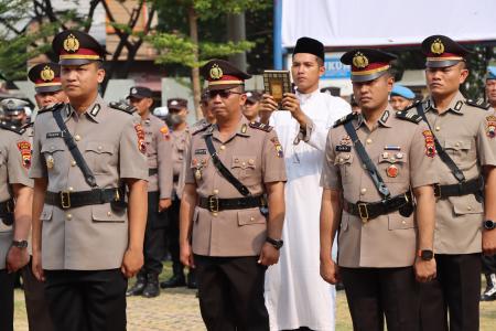 POLRES DEMAK GELAR UPACARA SERTIJA