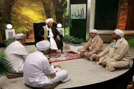 PERIHAL PEMBAHASAN TENTANG PERINTAH ALAMR