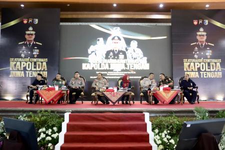 KAPOLDA JATENG IRJEN POL AHMAD LUT