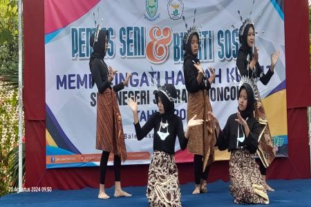 Hari Ulang Tahun SMP Negeri 3 Karangmo