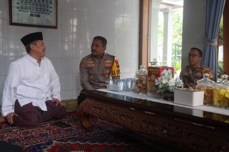 KAPOLRES SILARAHMI KE TOKOH AGSMA 