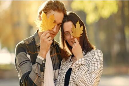 Kisah Cinta Singkat Pria Remaja Dengan