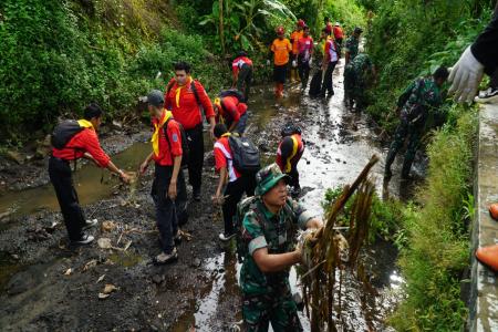 Korpe Berkah Edisi 17 Kodim 0702 Purbalingga Ramai  ramai pembersihan 