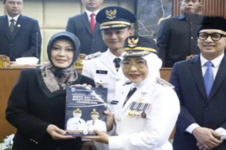 Serah Terima Jabatan Bupati Pandeglang