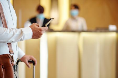 PEMILIK PENGINAPAN HARUS MELAPORKA