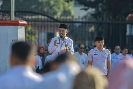 Bupati Wonosobo Afif Nurhidayat Idul F