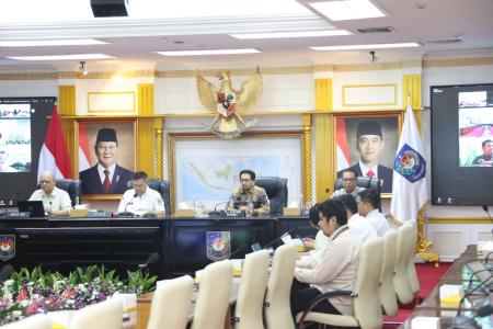 SEKJEN KEMENDAGRI MINTA PEMDA DUKU