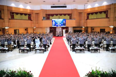 Mendapat Hibah Policetube Kadiv Humas 