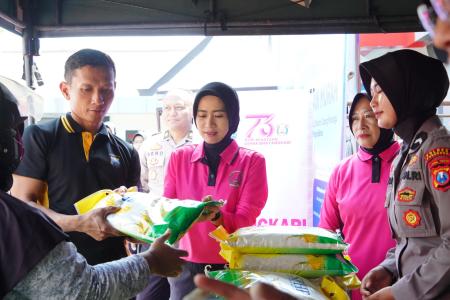 Polres Ponorogo Gelar Pasar Murah Sedi