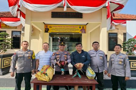 Kapolsek Sokobanah Iptu Sujiyono SH ke