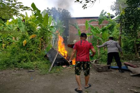 RESPON CEPAT PENGADUAN MASYARAKAT 