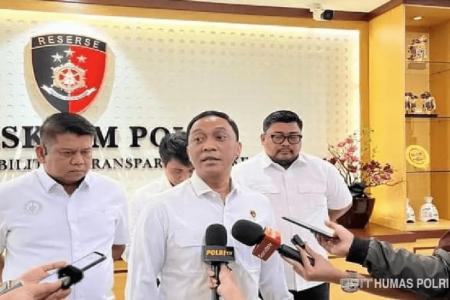 DUA PELAKU PENYELUNDUPAN HAPPY WAT