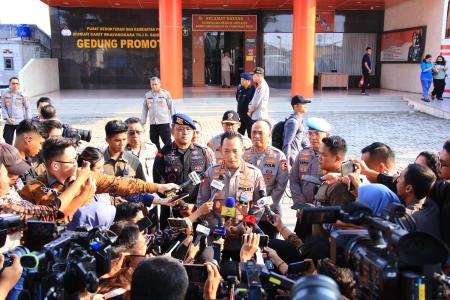 Presiden Kunjungi Polisi Korban Kerusu