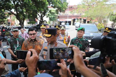 Kapolda Jatim Tinjau Titik Kerusakan d