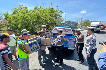 Hari Lalu Lintas Bhayangkara ke70 Polr