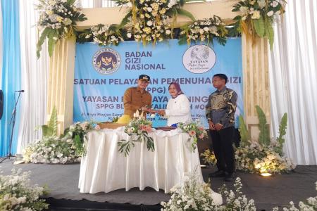 Peresmian SPPG Blater Yayasan Putri Jaya Muningsari oleh Bupati Purbal