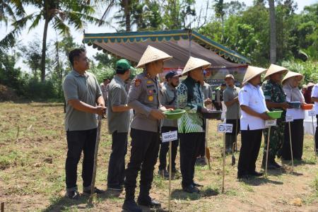 POLRES BONDOWOSO BERSINERGI DENGAN